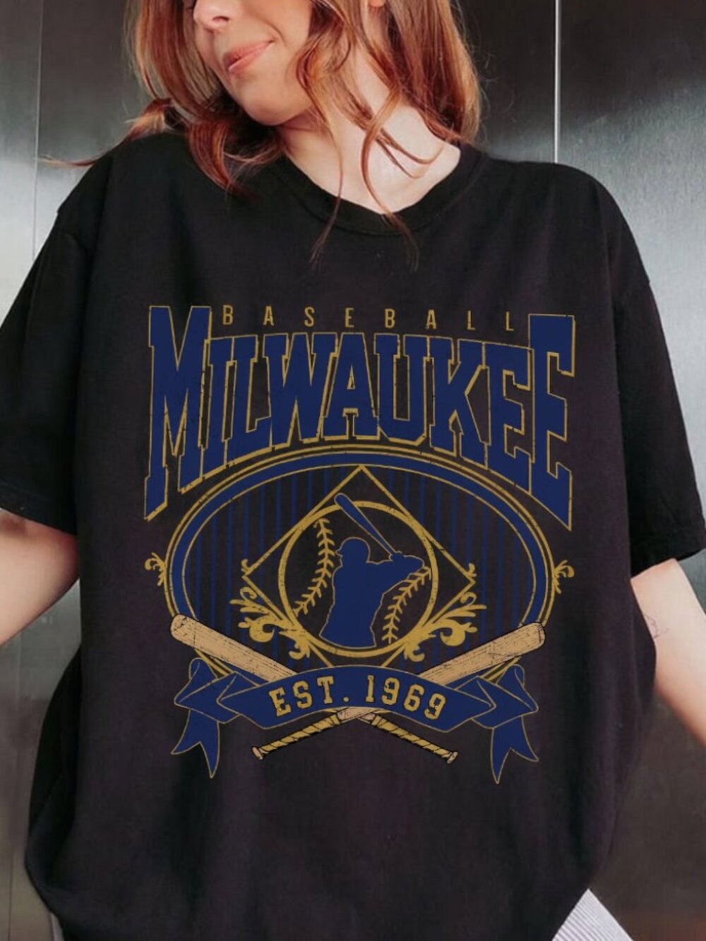Milwaukee Baseball 1969 Distressed Sports Gameday Vintage Graphic T-Shirt